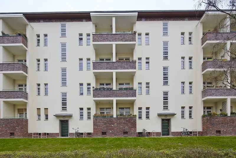 2- Zimmer-Wohnung in Tempelhof sucht neuen Mieter! — photo 1